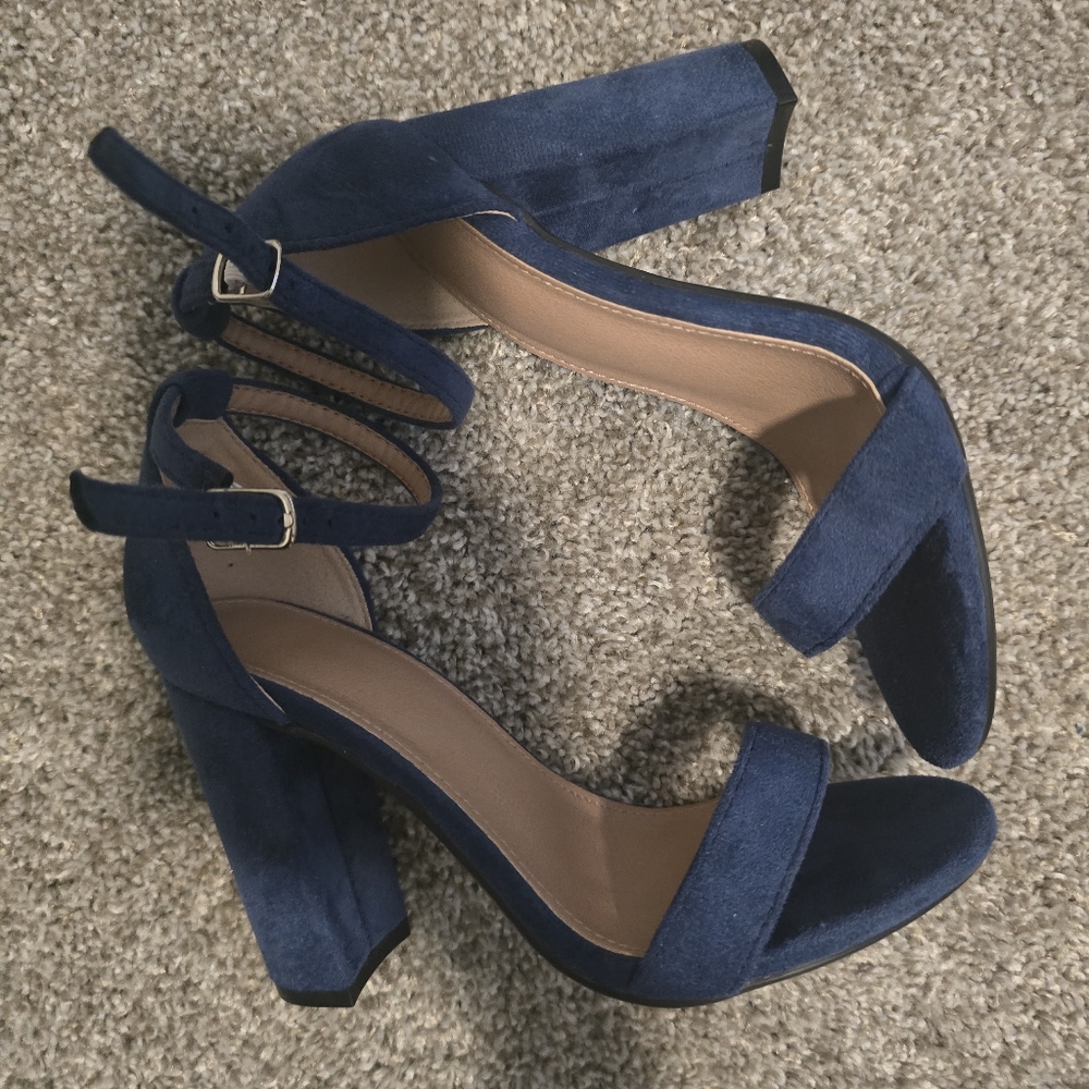 SHEIN Navy Block Heel Sandals